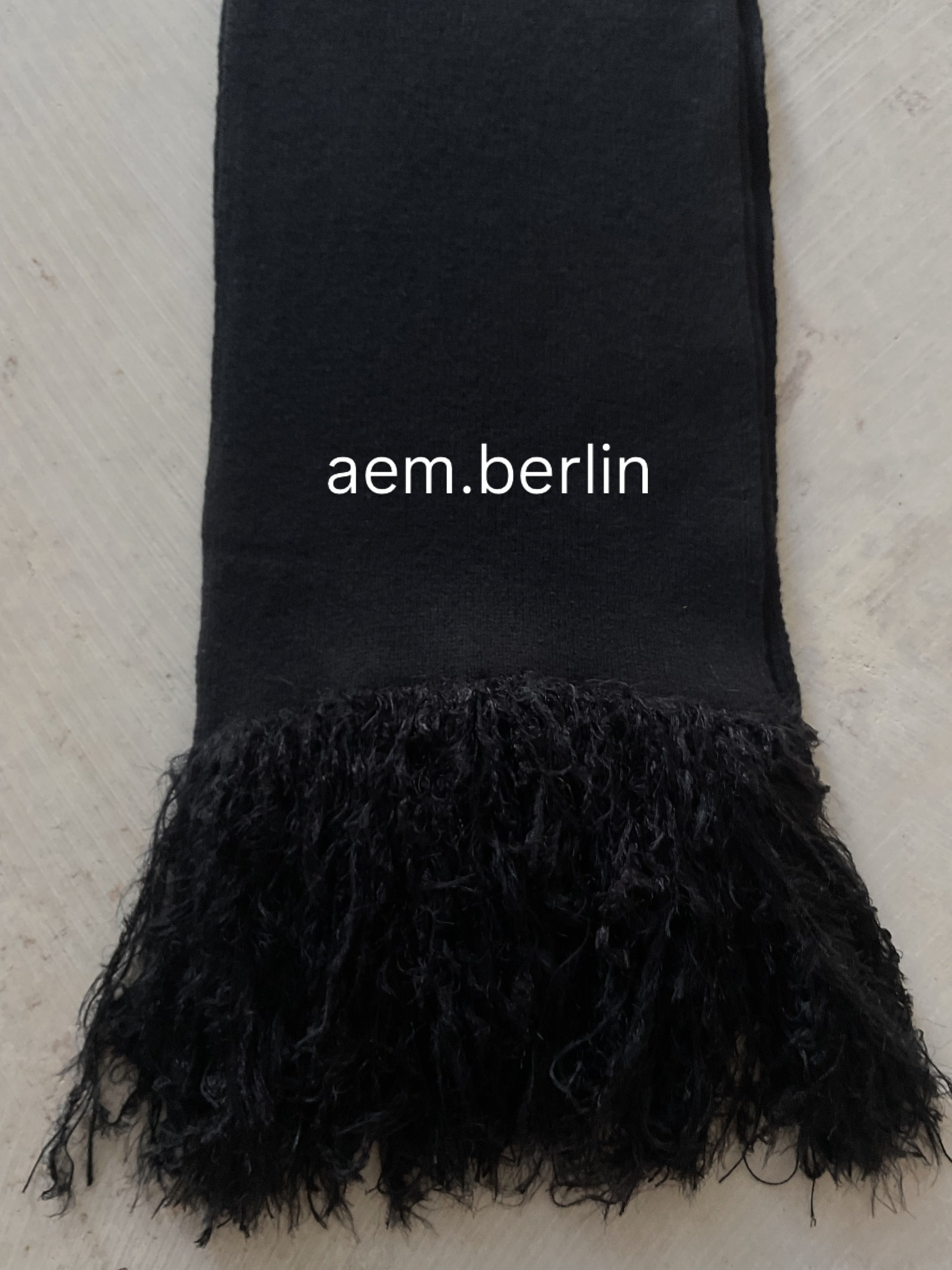 Merino Scarf with Fluffy Fringes – Pre-Order
