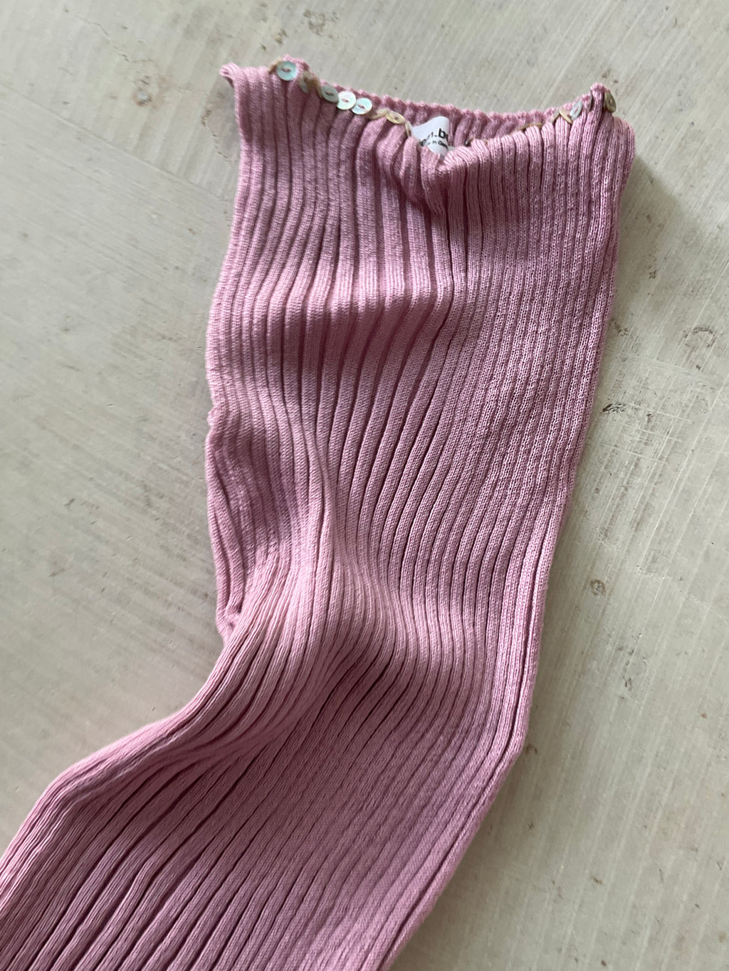 Merino Ribb Top with Pearl Button boat neck pink