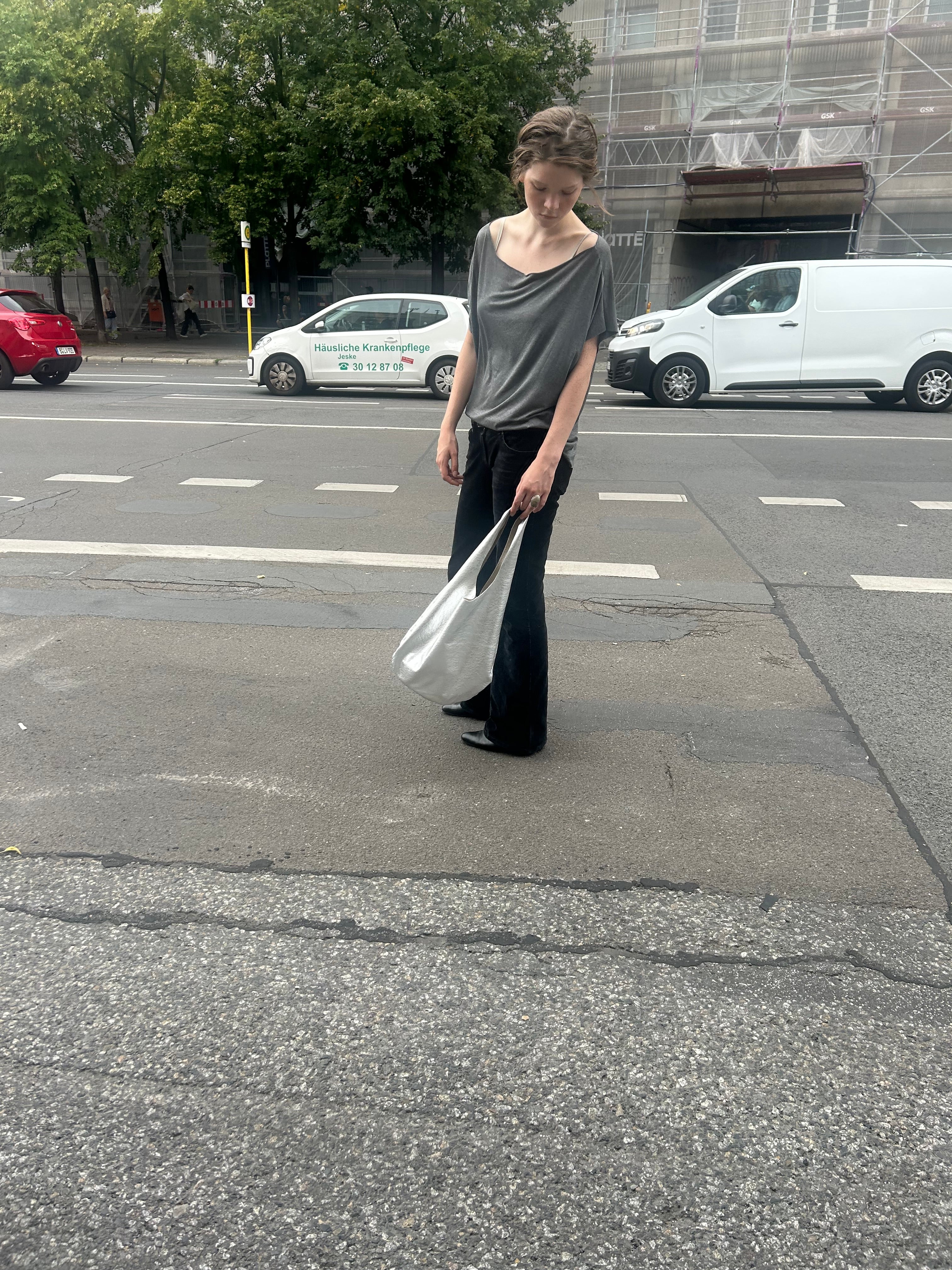 Yoko Oversized Viscose Boat Neck Top – Made in Berlin grey