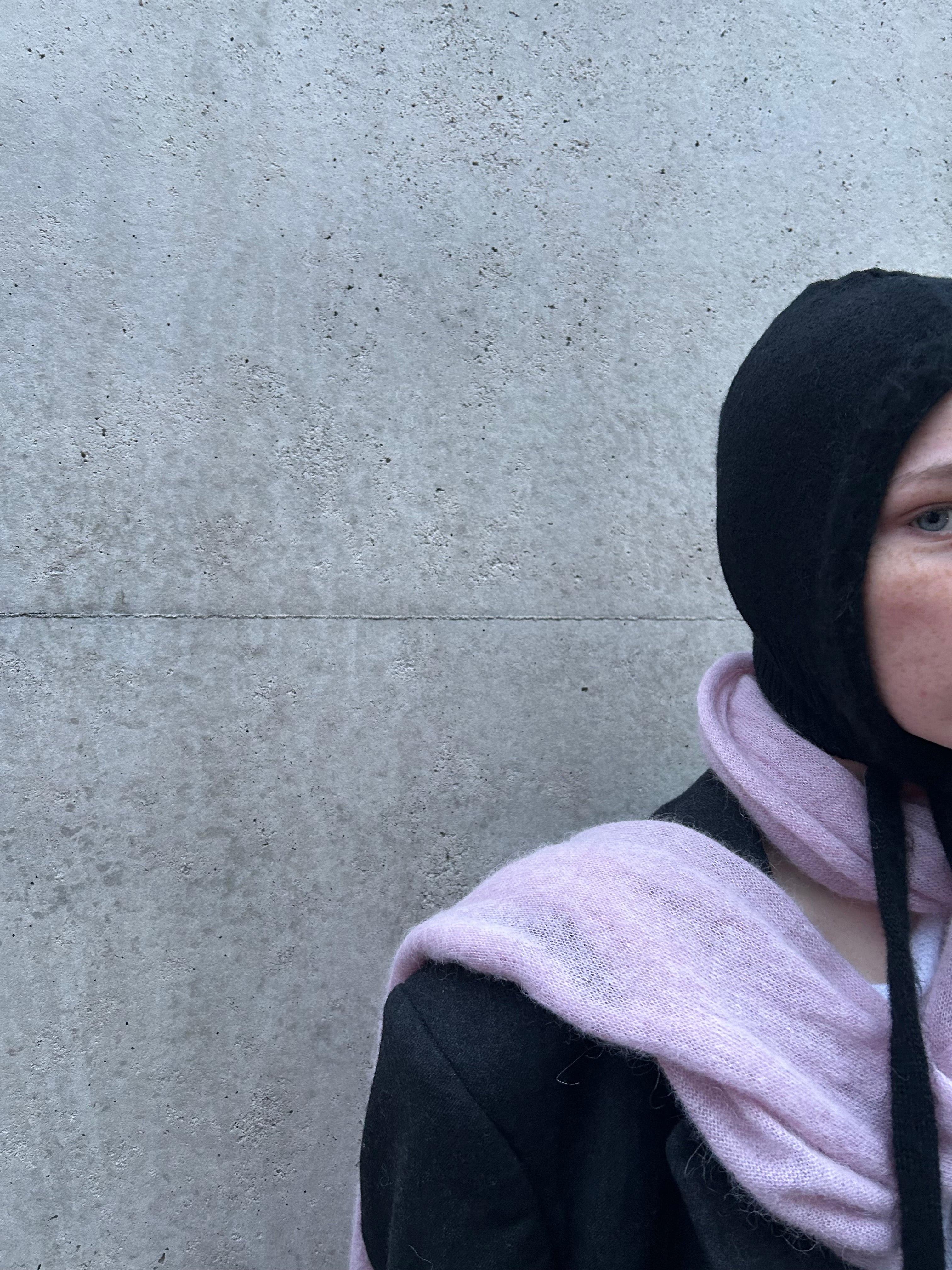 Merino Wool Bonnet with Mother-Handmade in Berlin