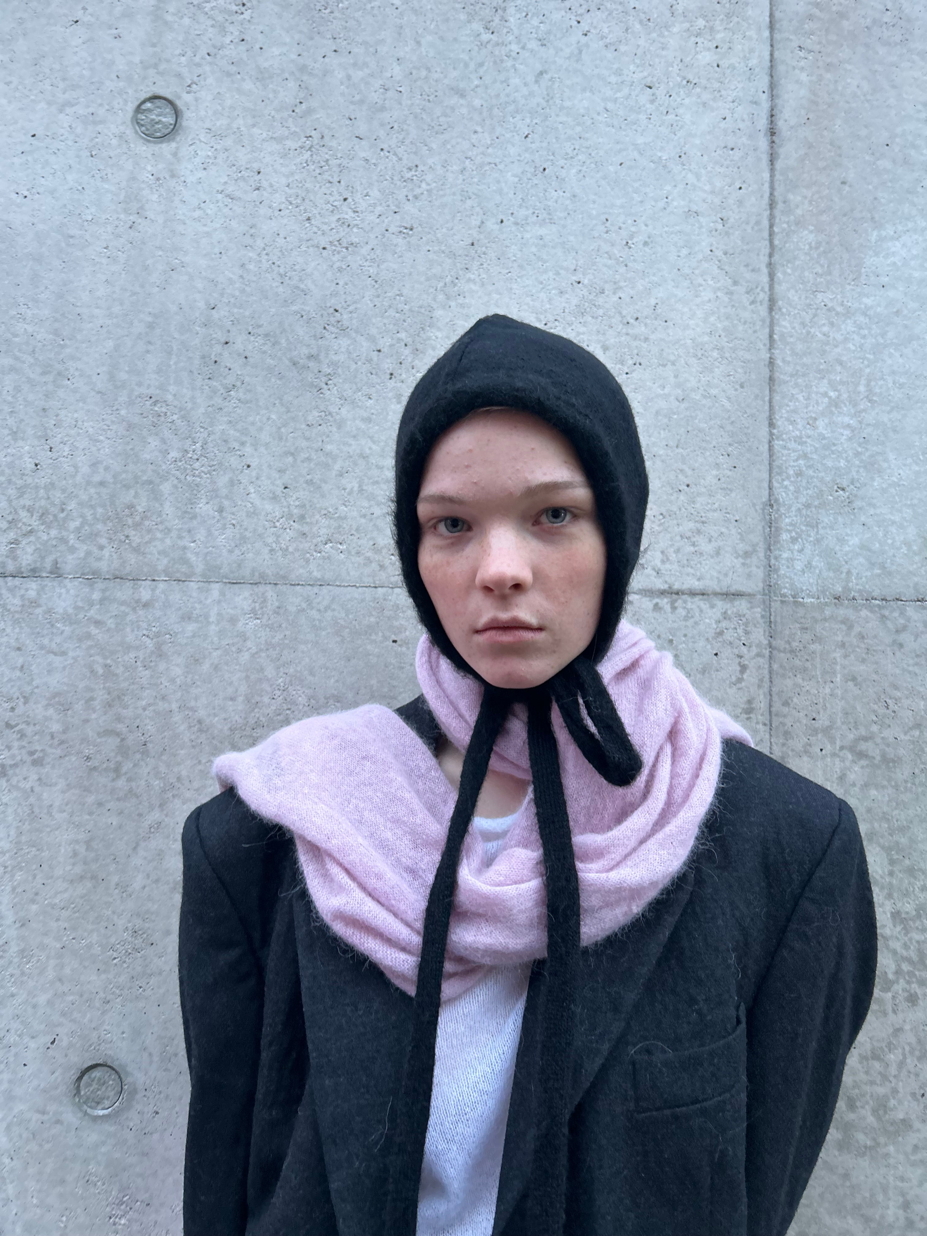 Merino Wool Bonnet with Mother-Handmade in Berlin