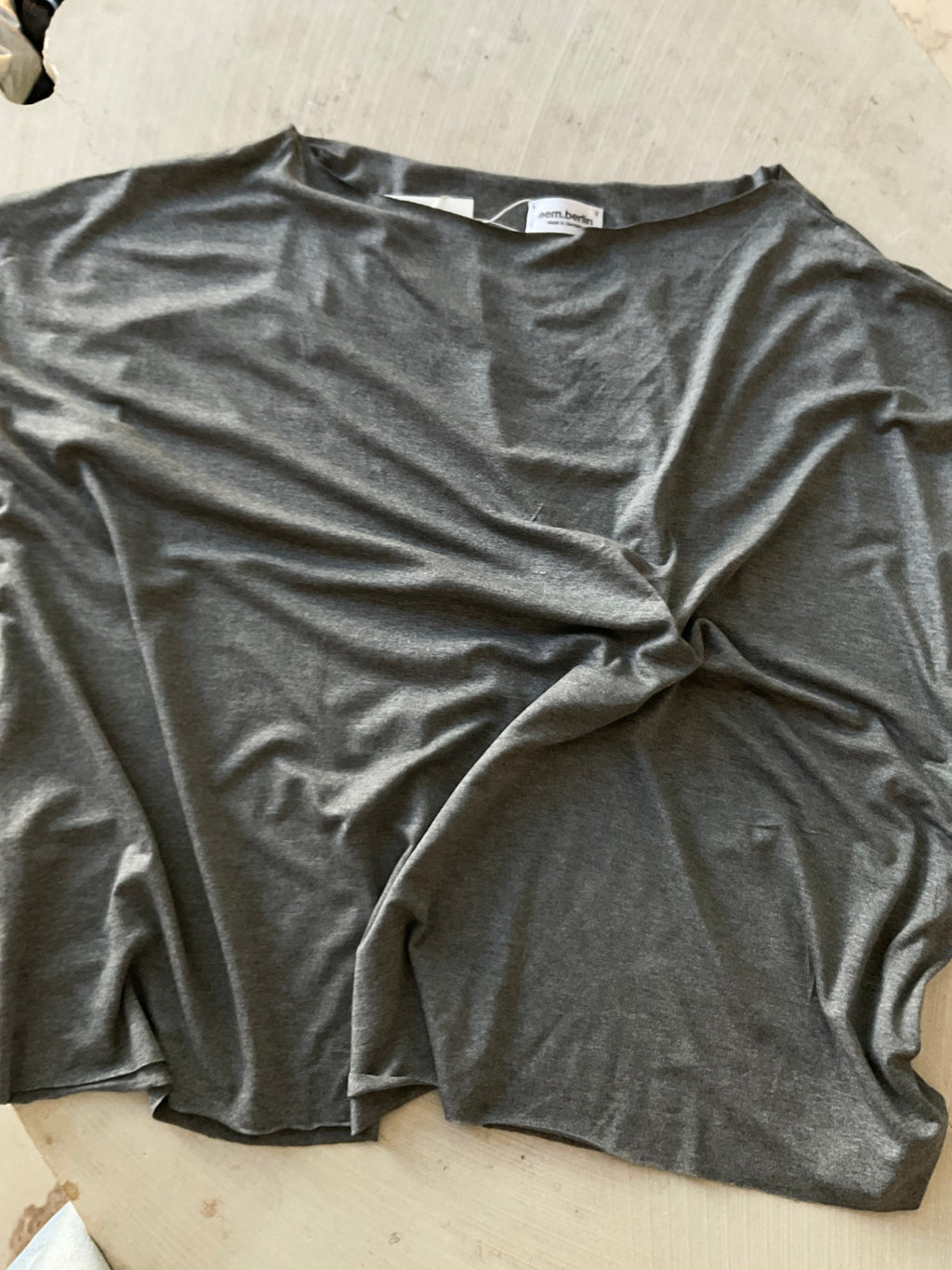 Yoko Oversized Viscose Boat Neck Top – Made in Berlin grey