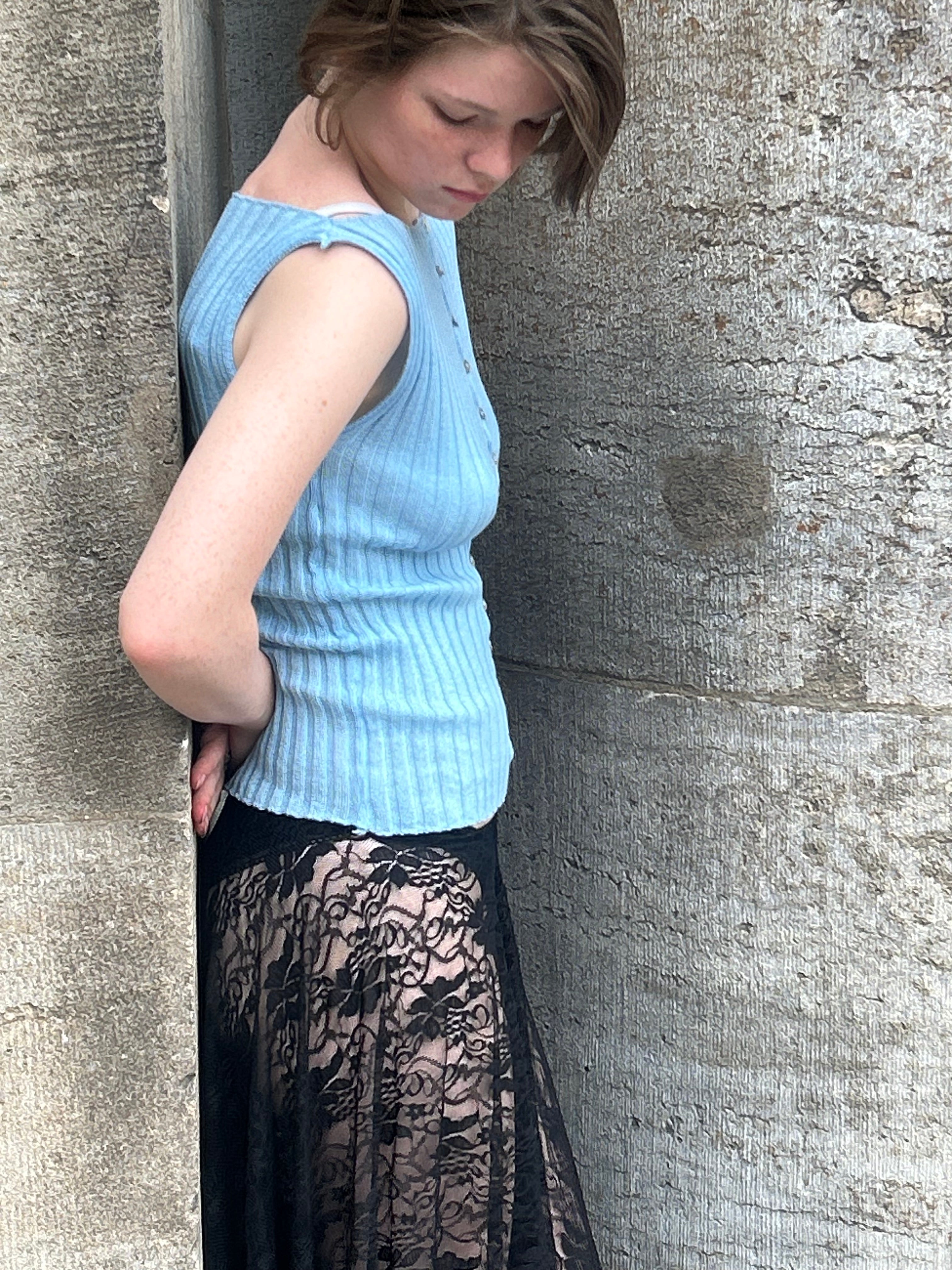 Merino Rib Top with Pearl Button boat neck light blue