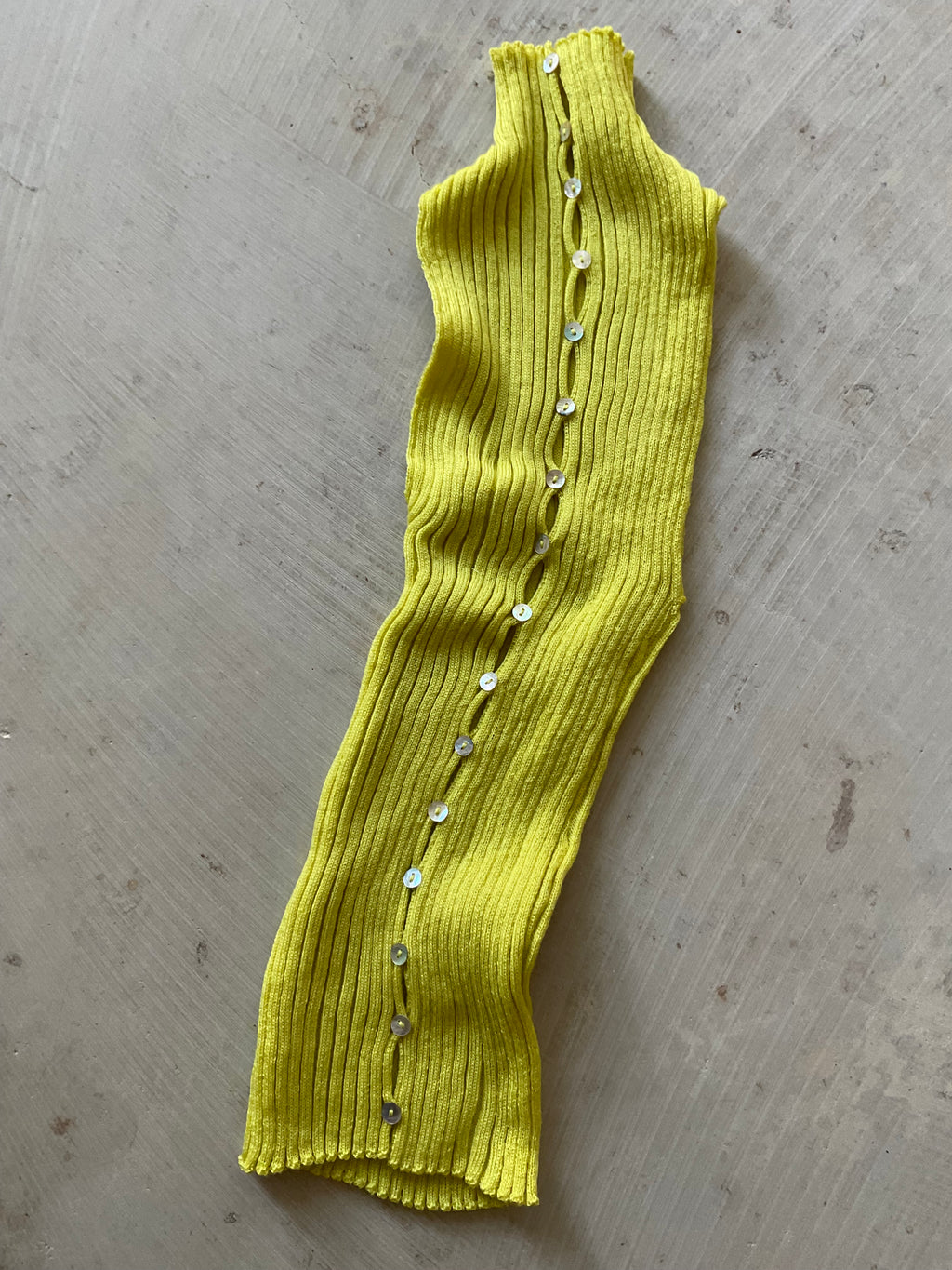 Merino Rib Top with Pearl Buttons high neck lime yellow