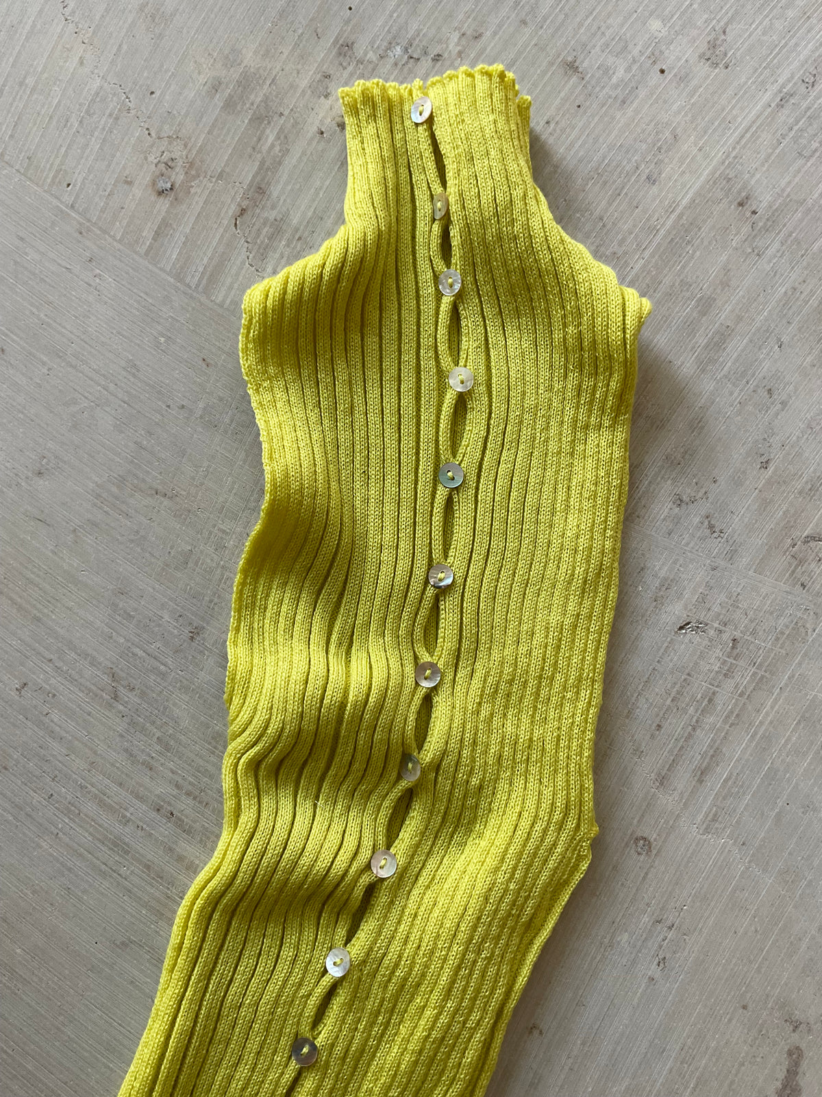 Merino Rib Top with Pearl Buttons high neck lime yellow