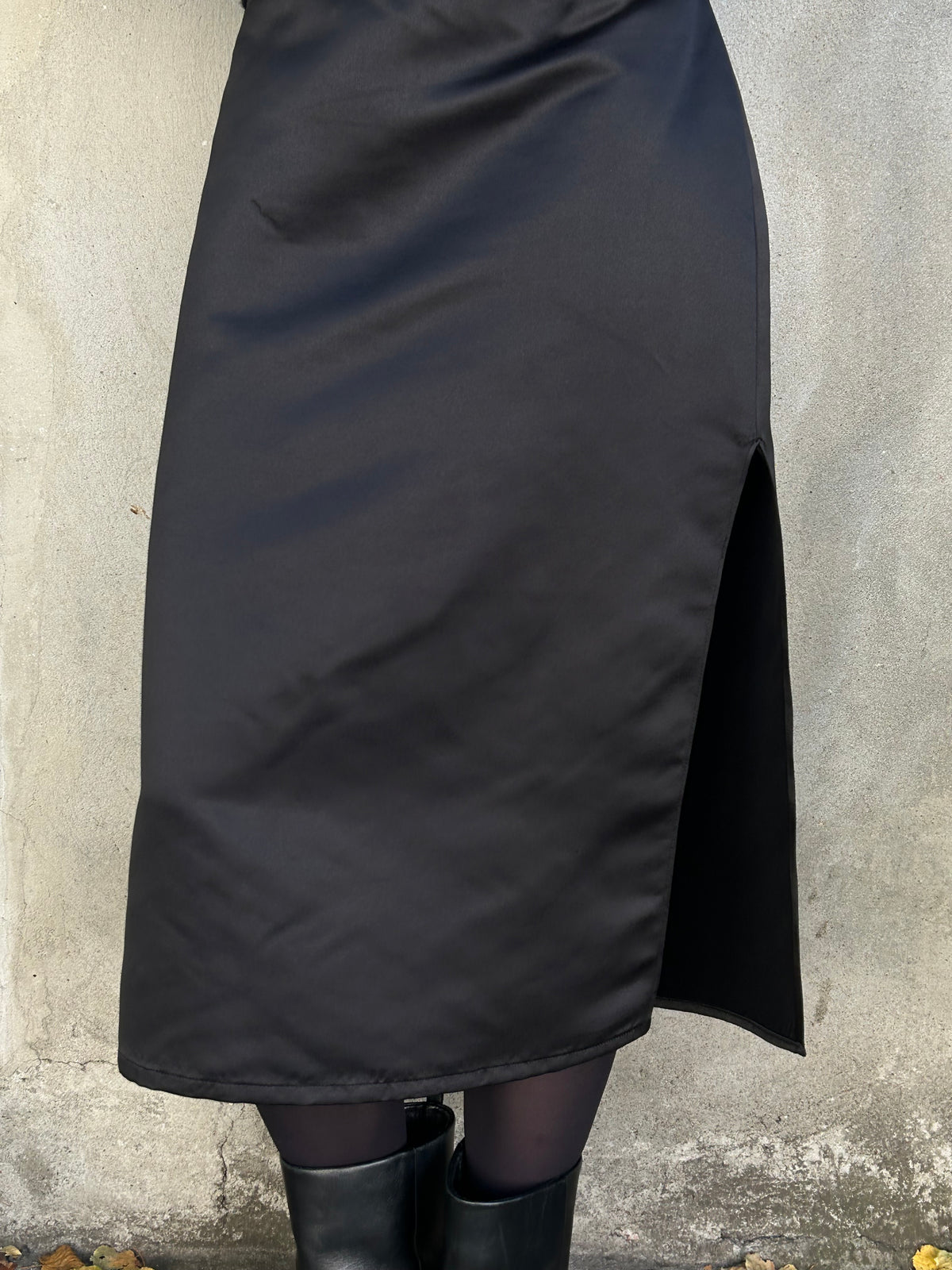 Lotta Black Satin Skirt