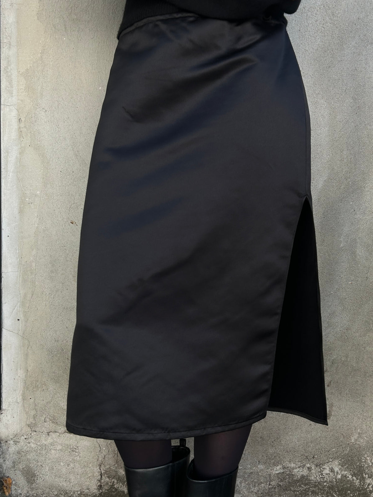 Lotta Black Satin Skirt