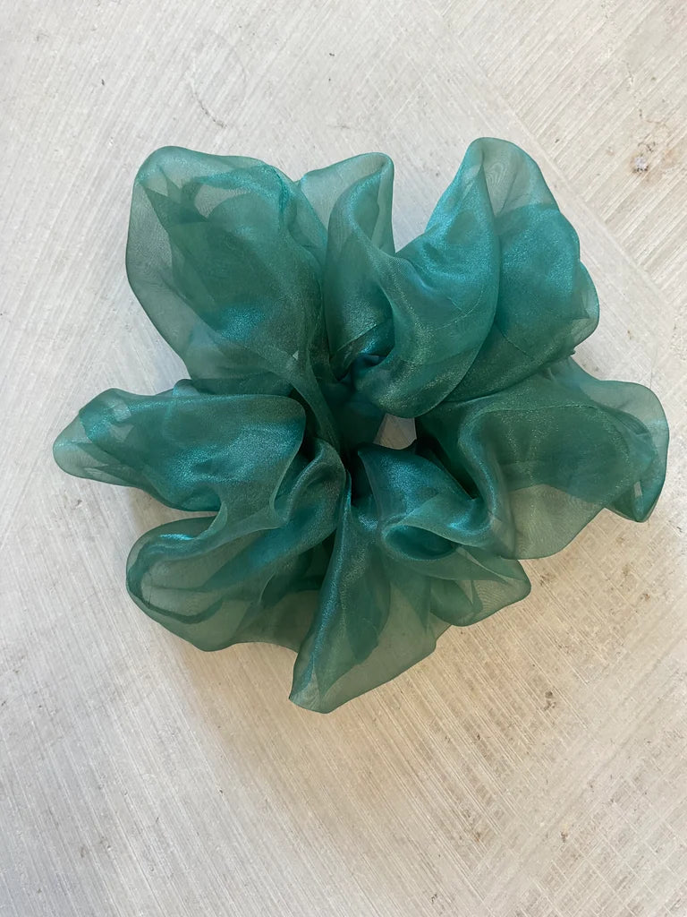 Organza Scrunchie – Handmade in Berlin green
