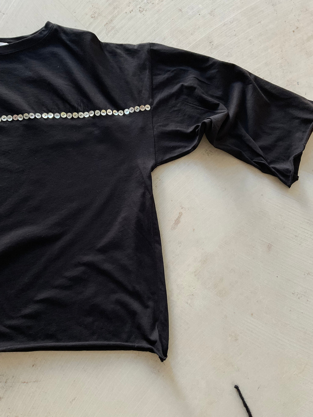 ROMY BUTTON TOP black