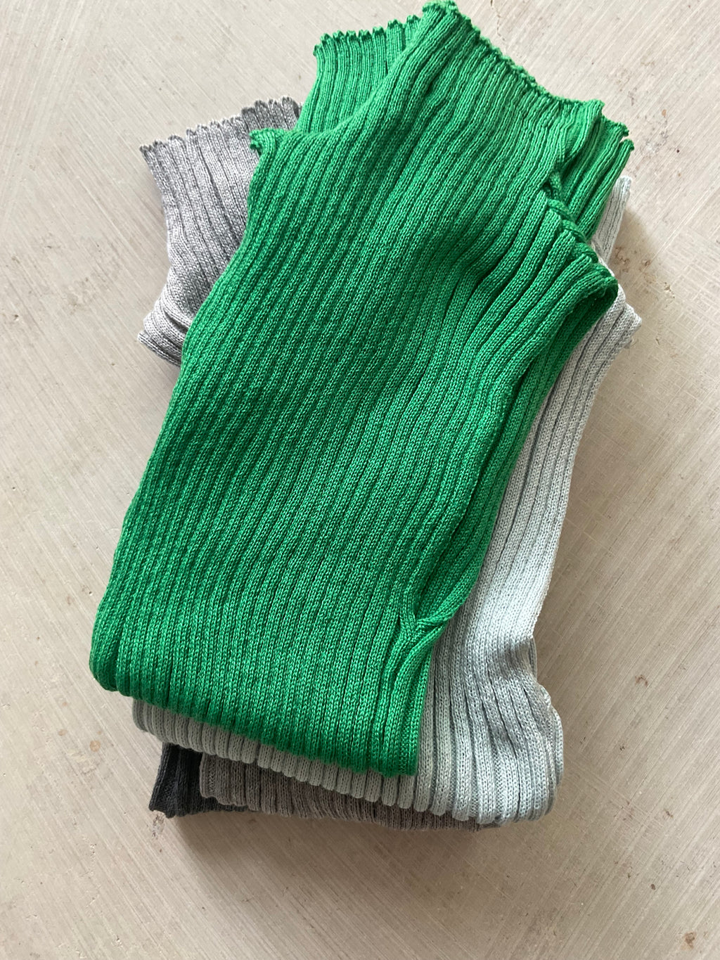 Merino Knitted Rib Top – Handmade in Berlin green