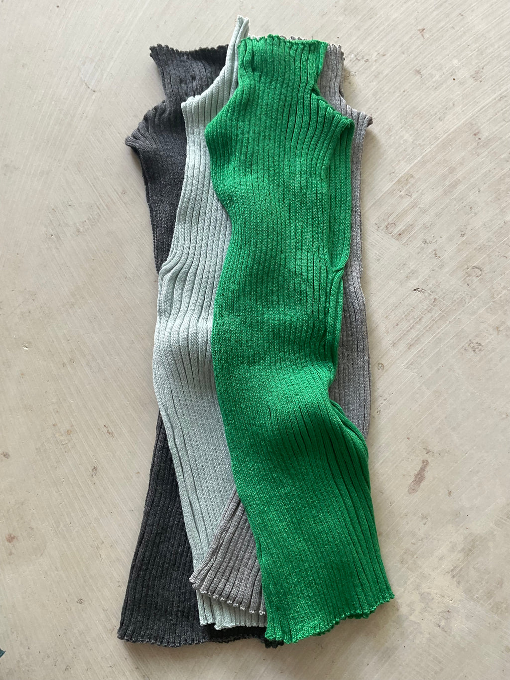 Merino Knitted Rib Top – Handmade in Berlin green