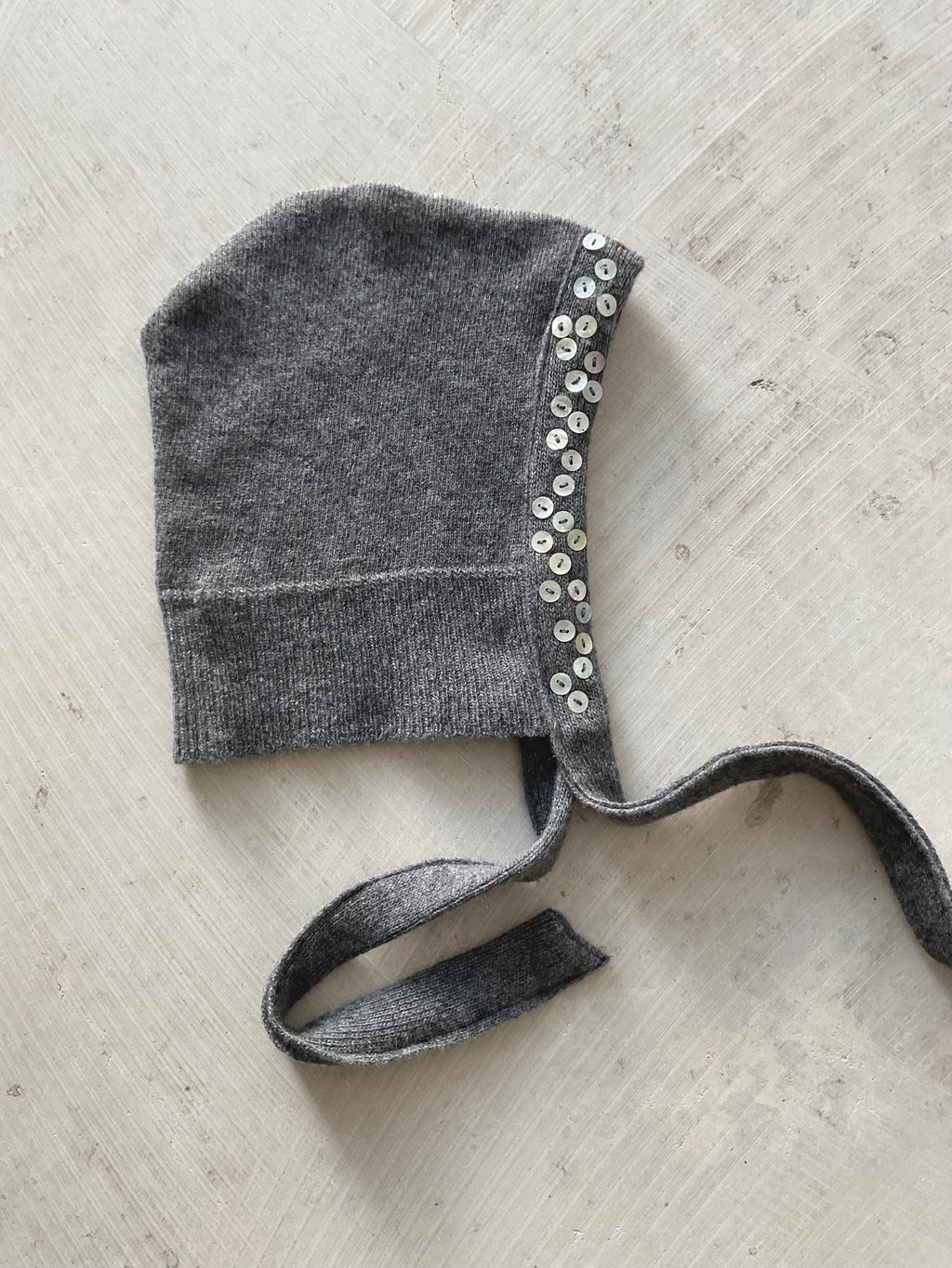 Merino Wool Bonnet with Mother-of-Pearl Buttons – Handmade in Berlin Grey