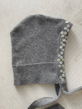 Merino Wool Bonnet with Mother-of-Pearl Buttons – Handmade in Berlin Grey