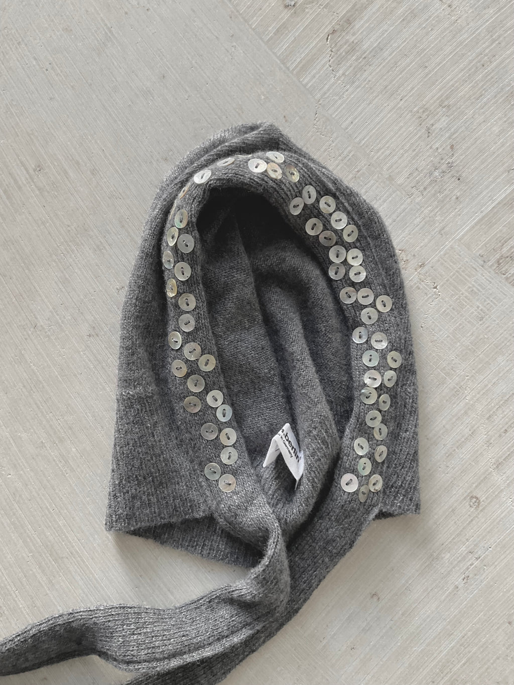 Merino Wool Bonnet with Mother-of-Pearl Buttons – Handmade in Berlin Grey