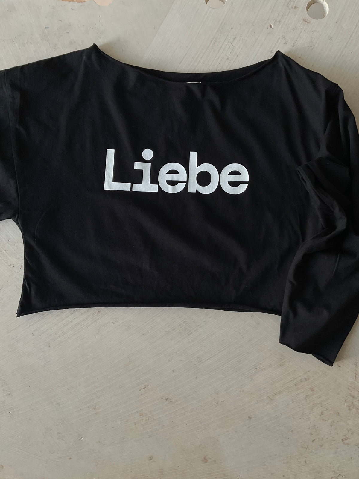 Jane — Liebe Long Sleeve Top  crop black