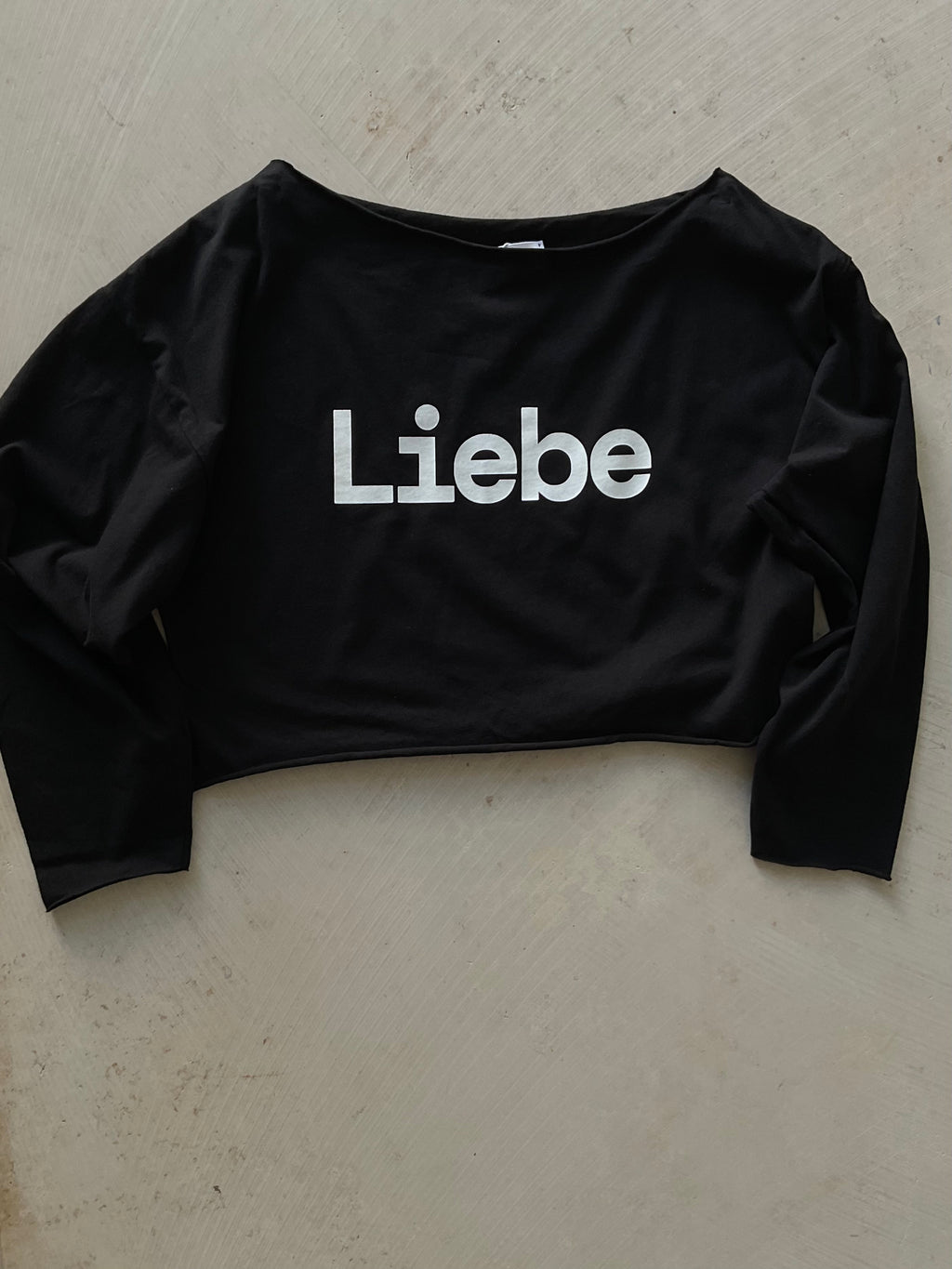 Jane — Liebe Long Sleeve Top  crop black