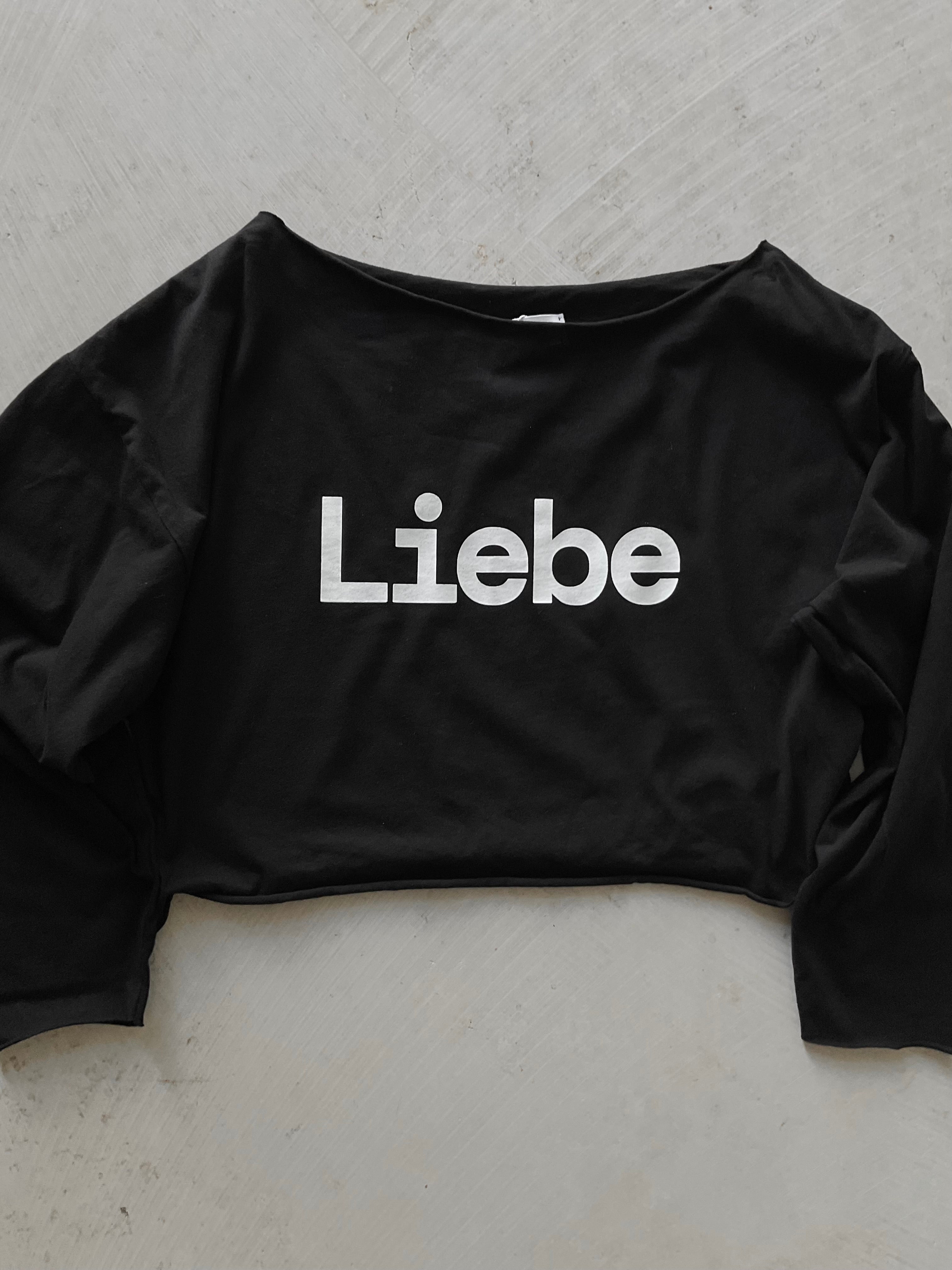 Jane — Liebe Long Sleeve Top  crop black