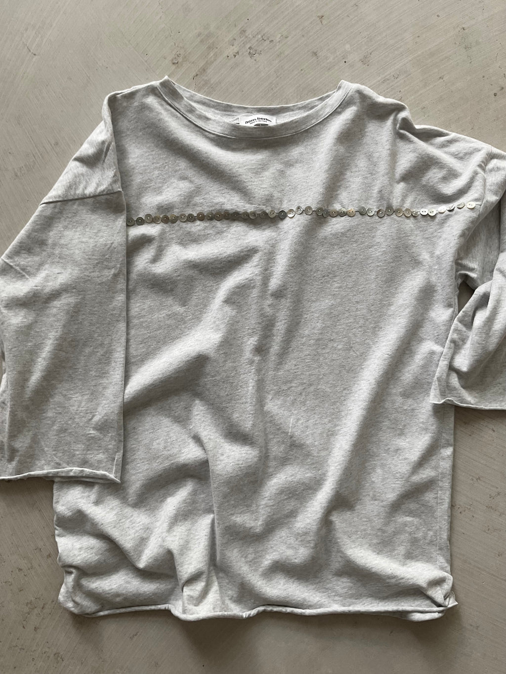 ROMY BUTTON TOP grey