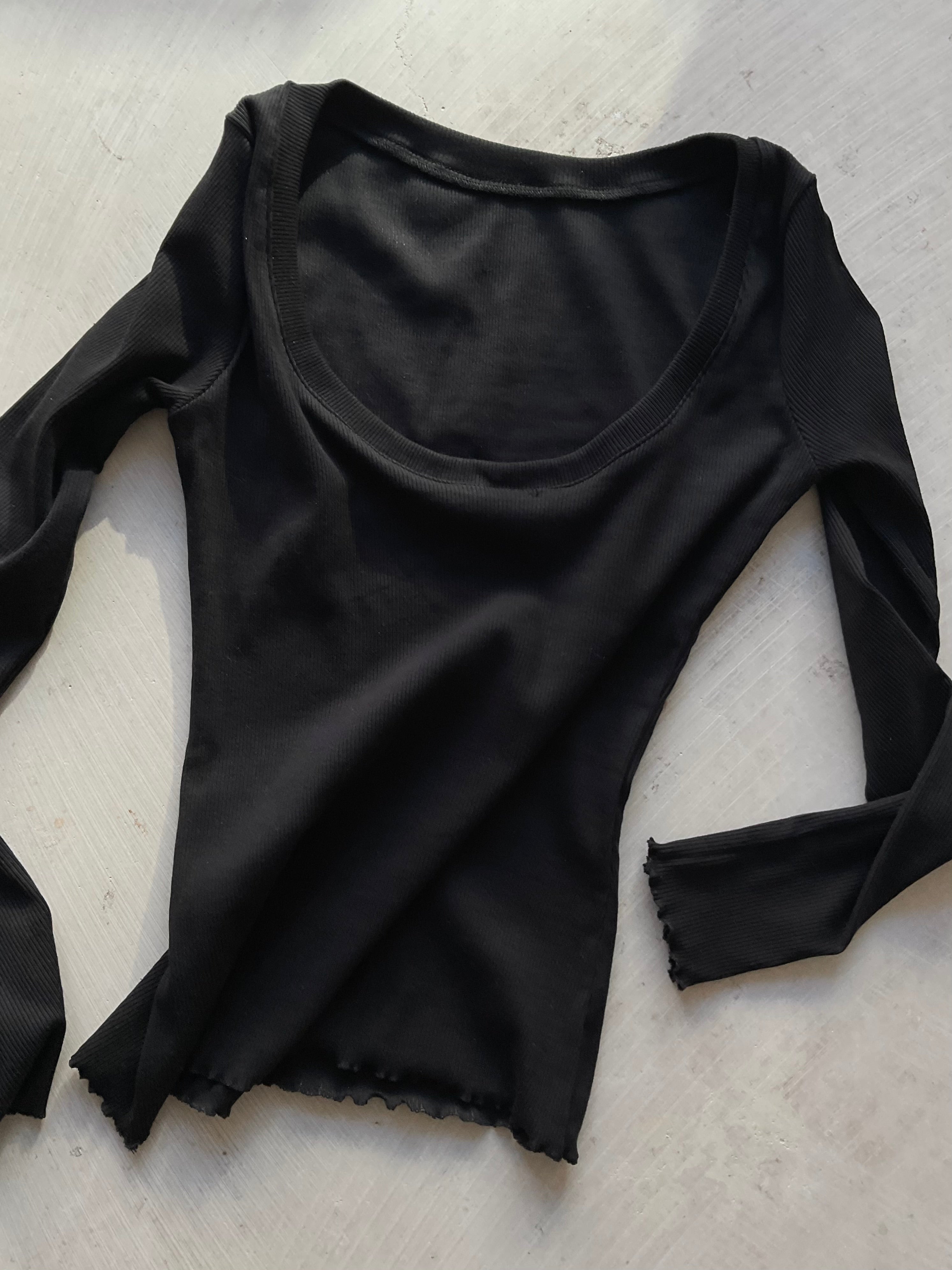 Pia Top — Open Back Black