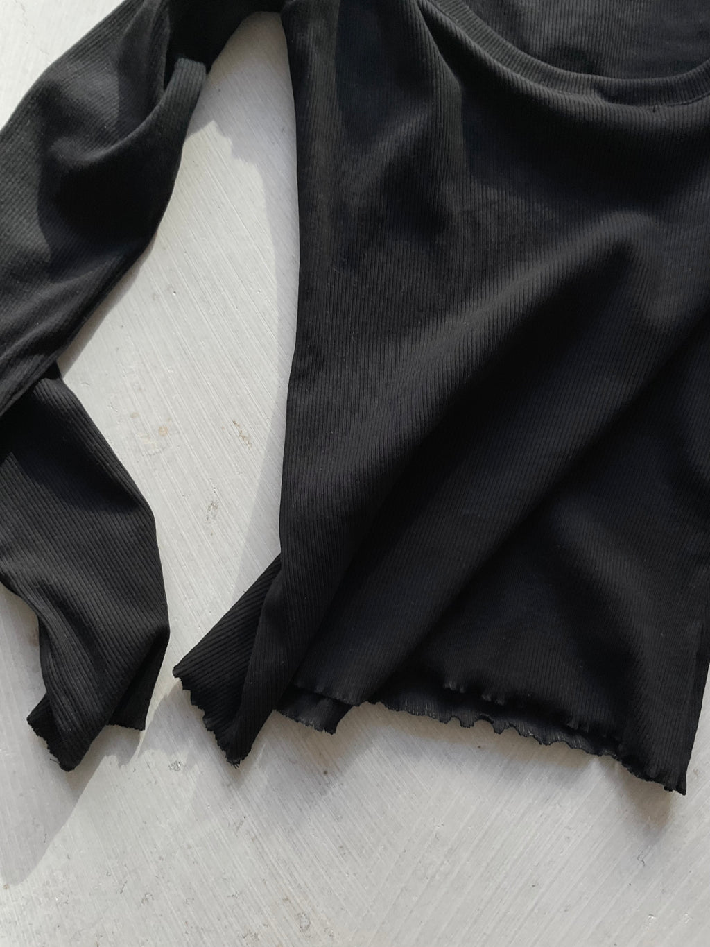 Pia Top — Open Back Black