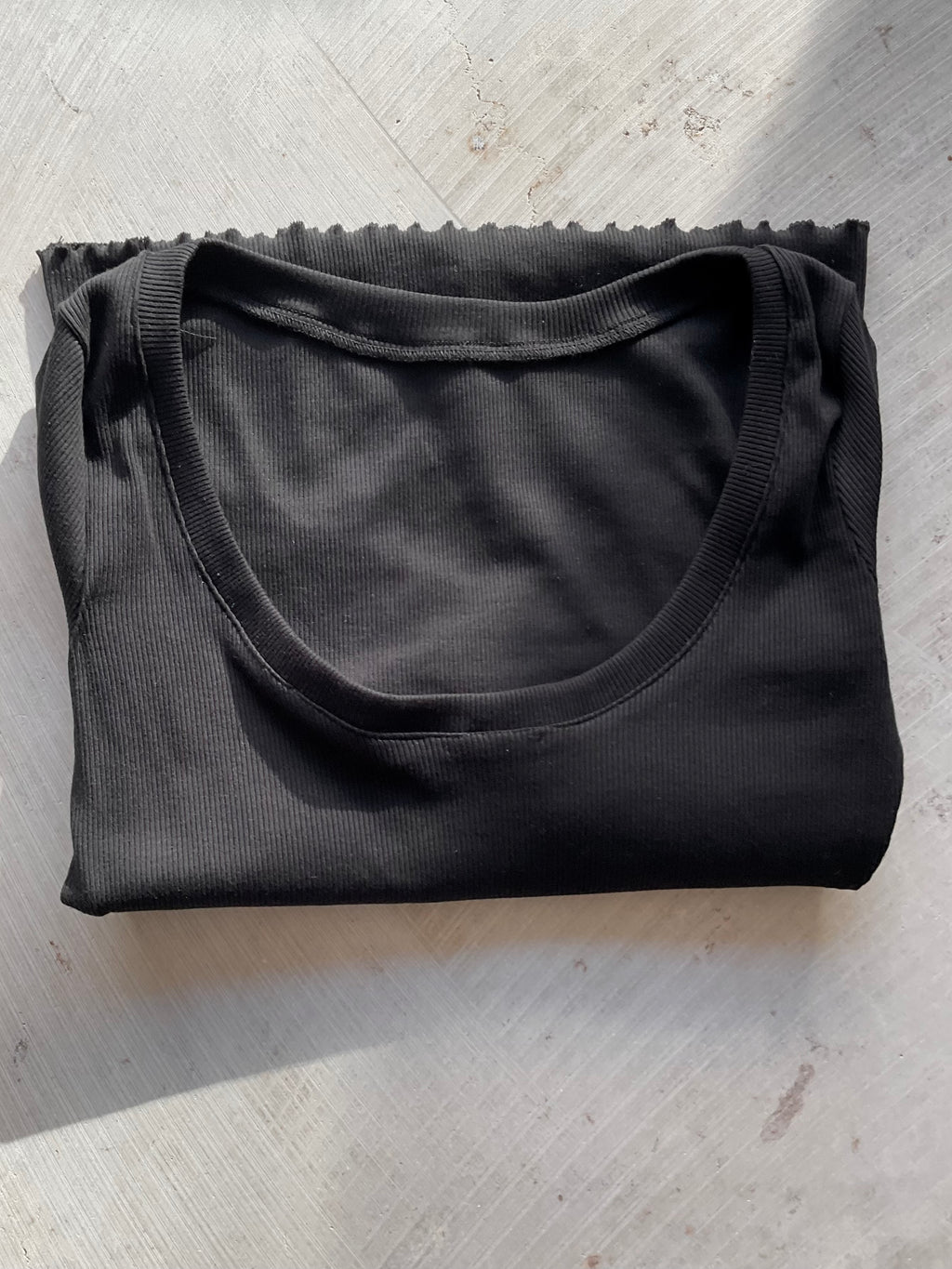 Pia Top — Open Back Black