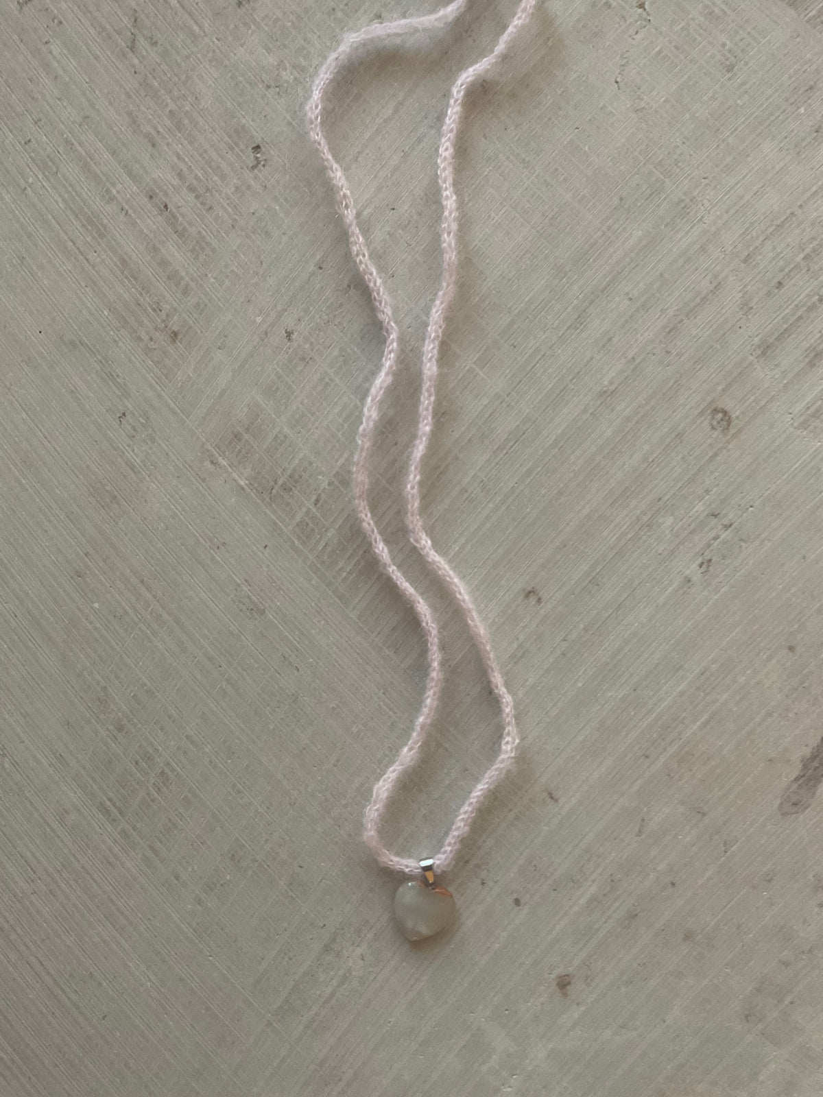 Stone Heart Mohair Necklace Pink