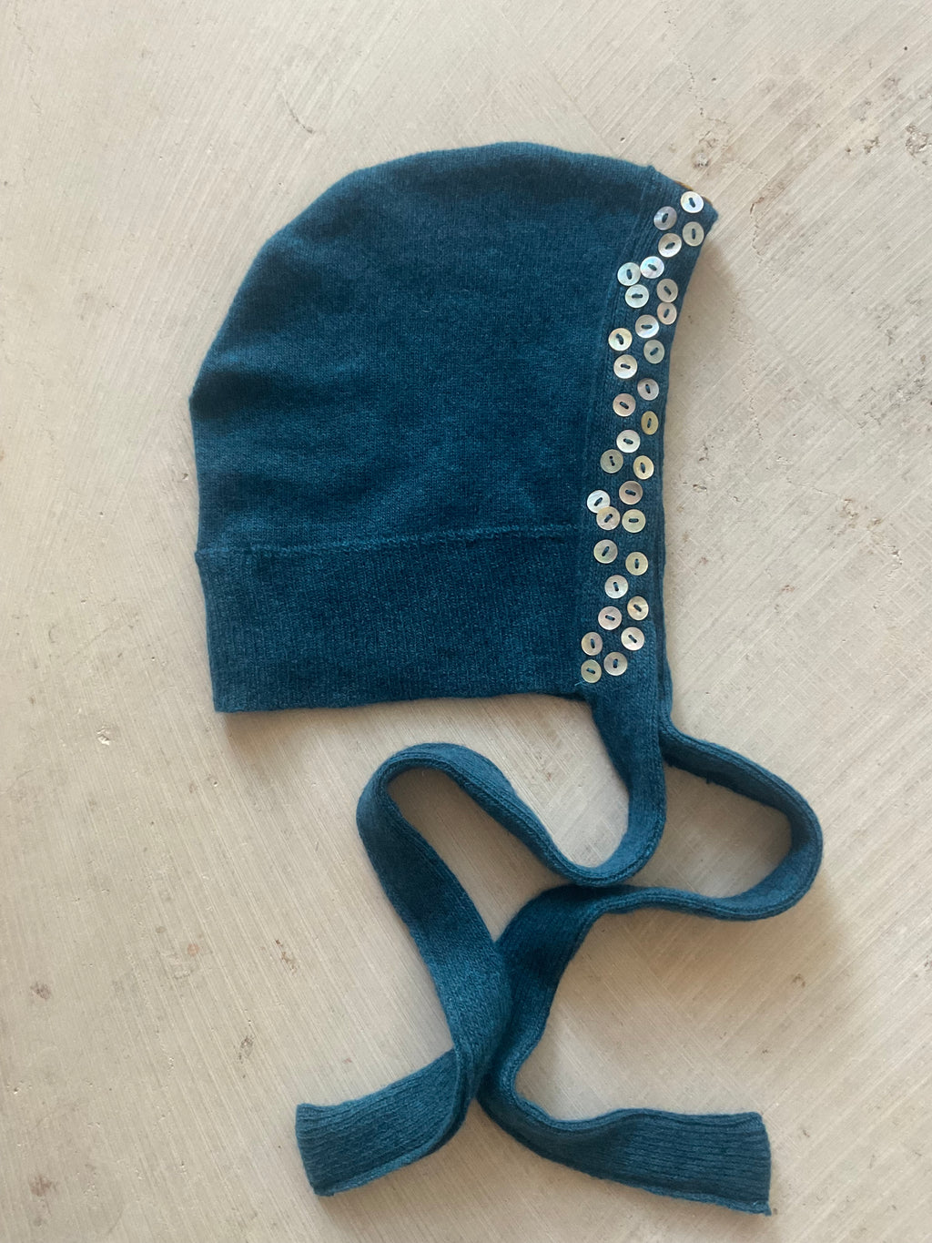 Merino Wool Bonnet with Mother-of-Pearl Buttons – Handmade in Berlin Blue