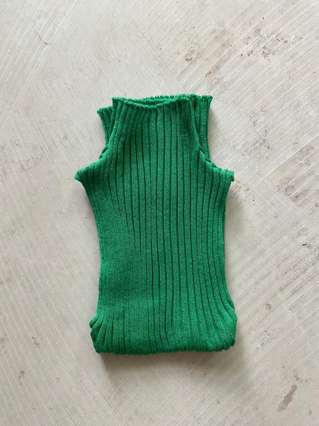 Merino Knitted Rib Top – Handmade in Berlin green