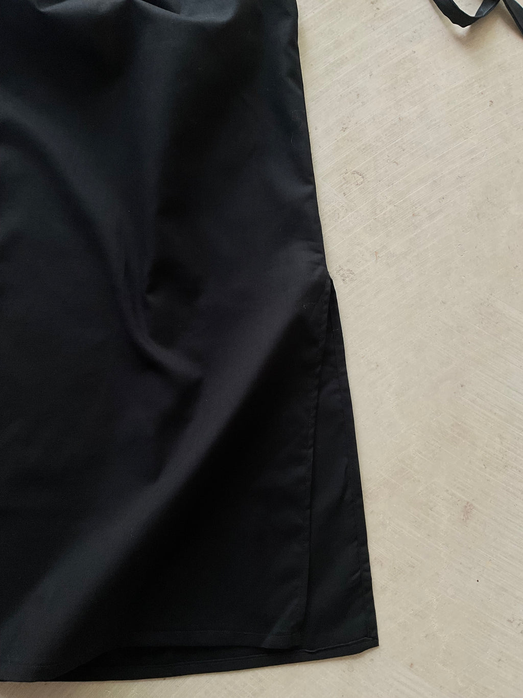 Lotta Cotton Midi Skirt –/ black