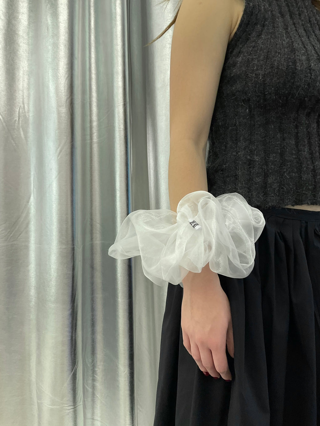 Big White Organza Scrunchie – Handmade in Berlin