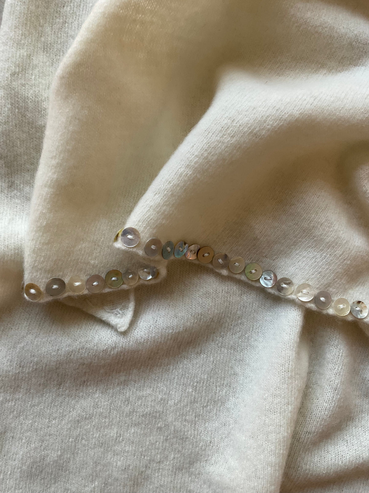 Merino Scarf with Mother-of-Pearl Buttons – Pre-Order WHITE