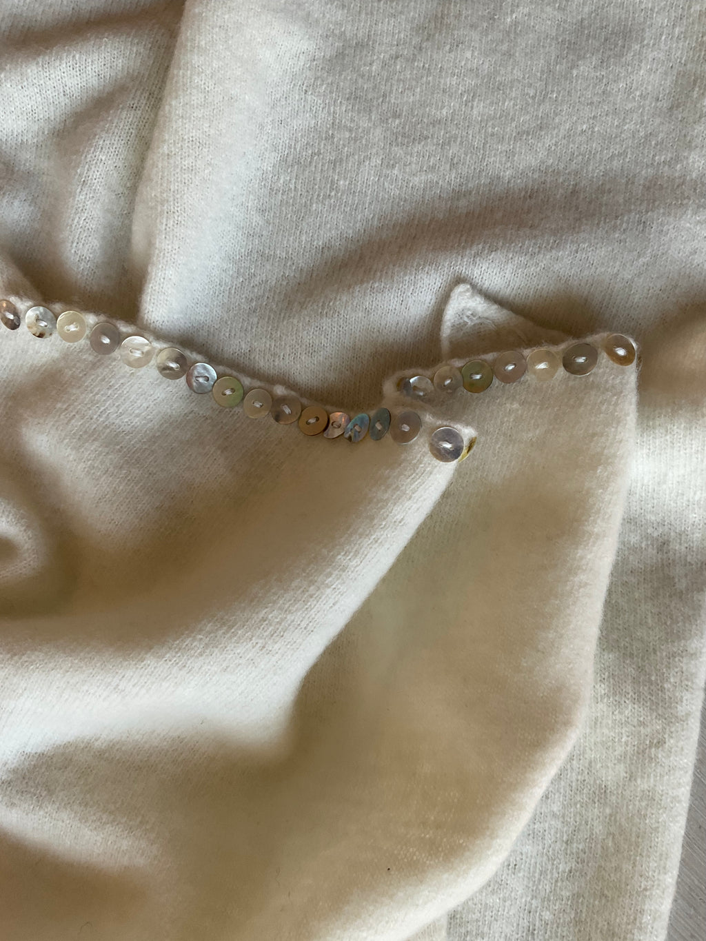 Merino Scarf with Mother-of-Pearl Buttons – Pre-Order WHITE