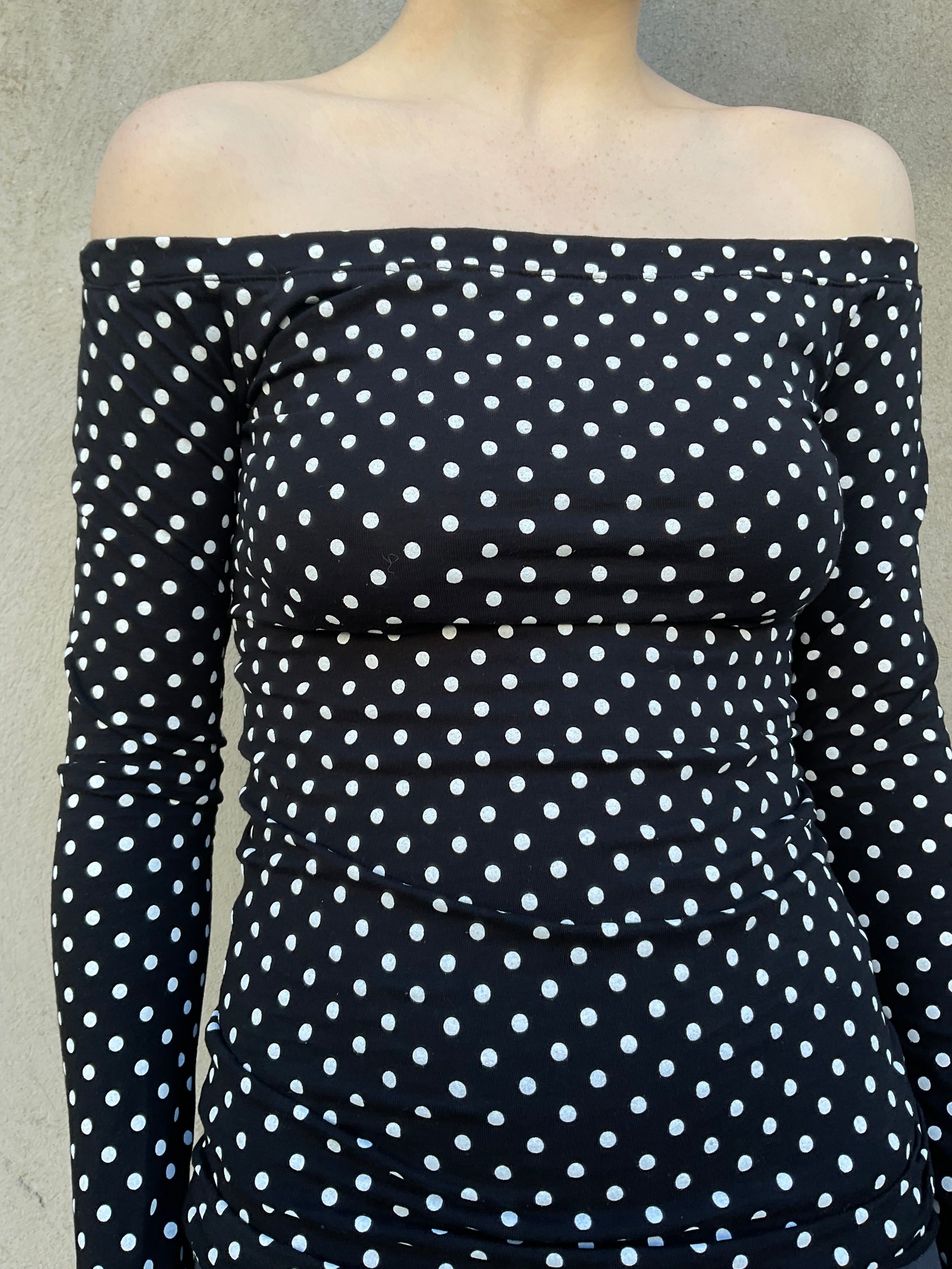 Uma Top — Off-Shoulder black with dots