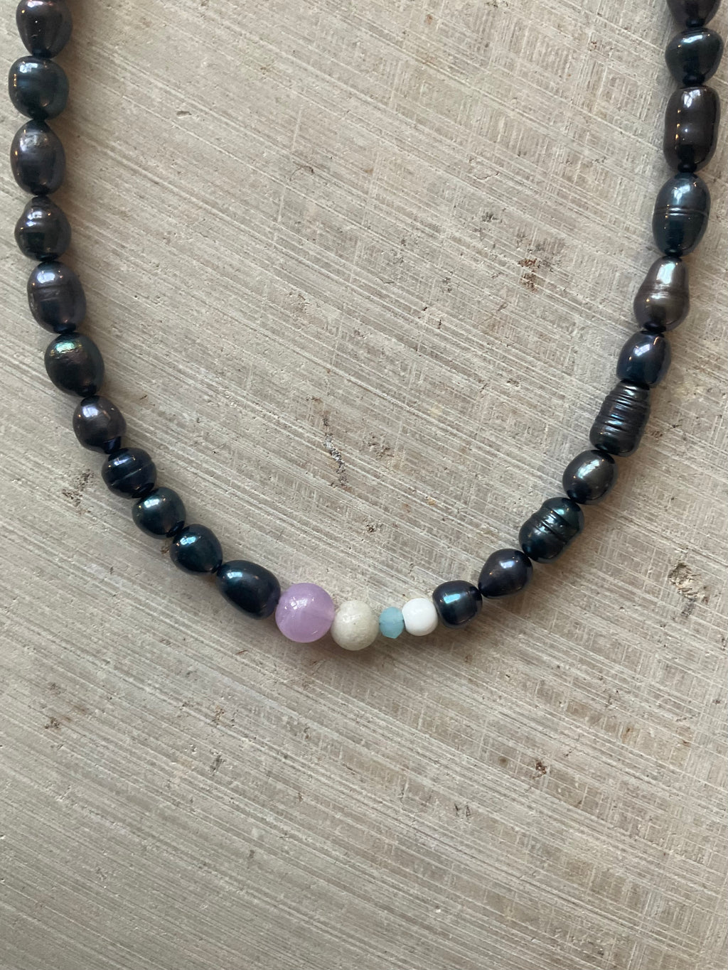 Freshwater Pearl Necklace – One of a Kind no 09