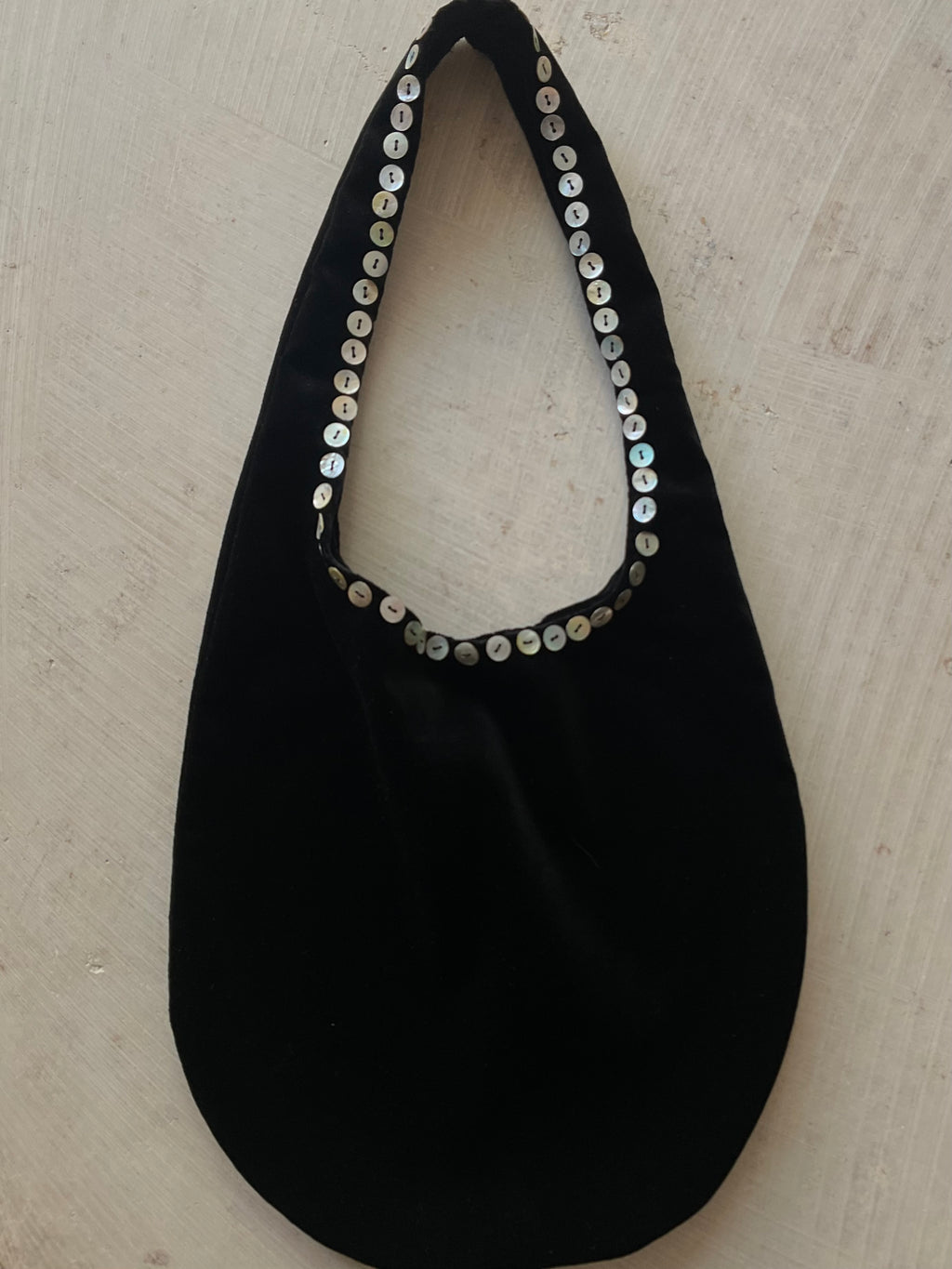 Moonlight Hobo Black satin