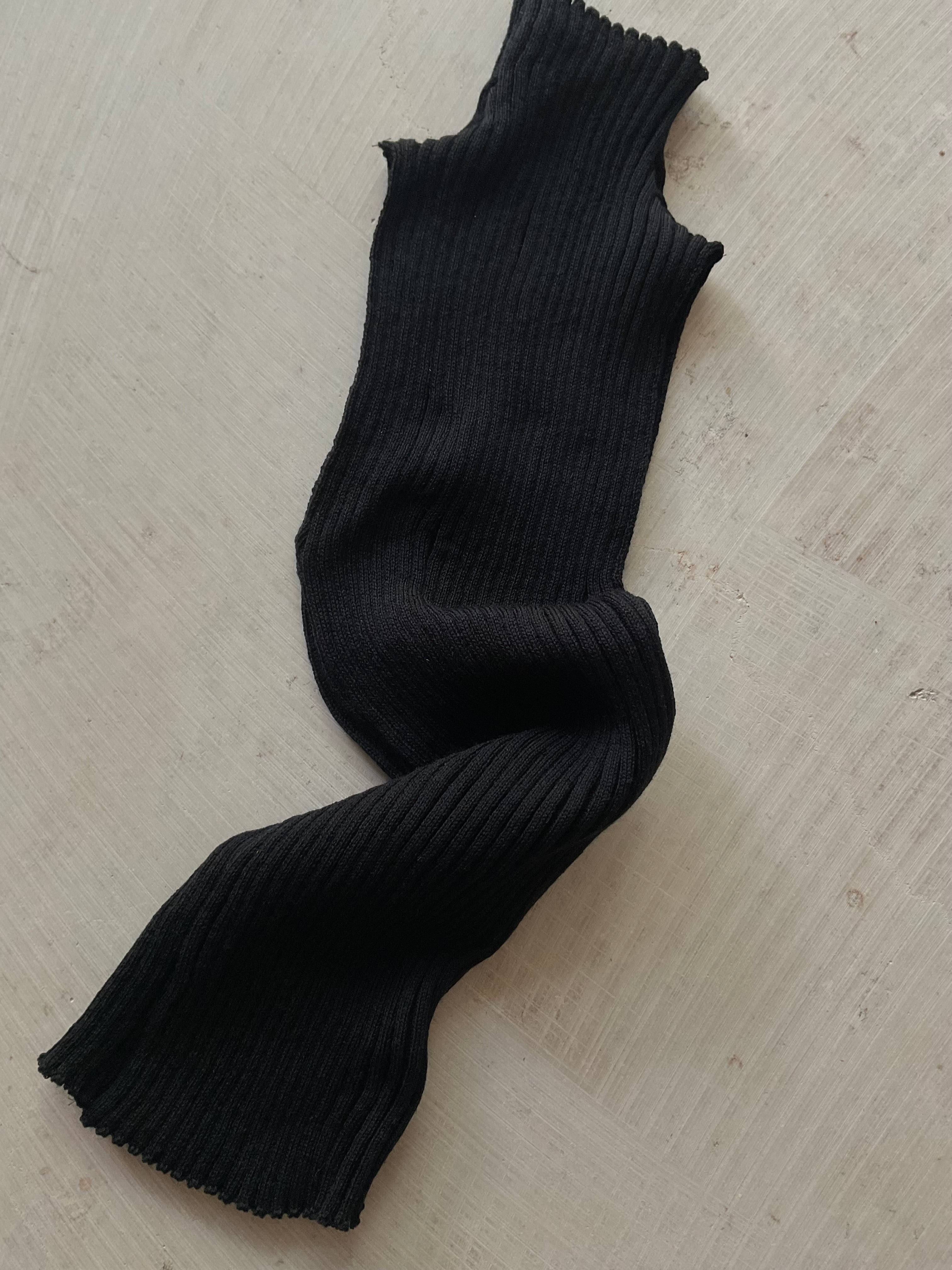 Merino Knitted Rib Top – Handmade in Berlin black