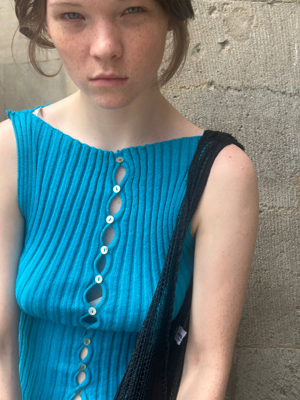 Merino Rib Top with Pearl Button boat neck turquoise