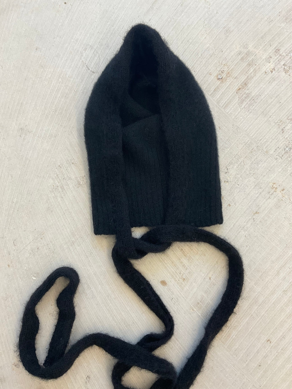 Merino Wool Bonnet with Mother-Handmade in Berlin