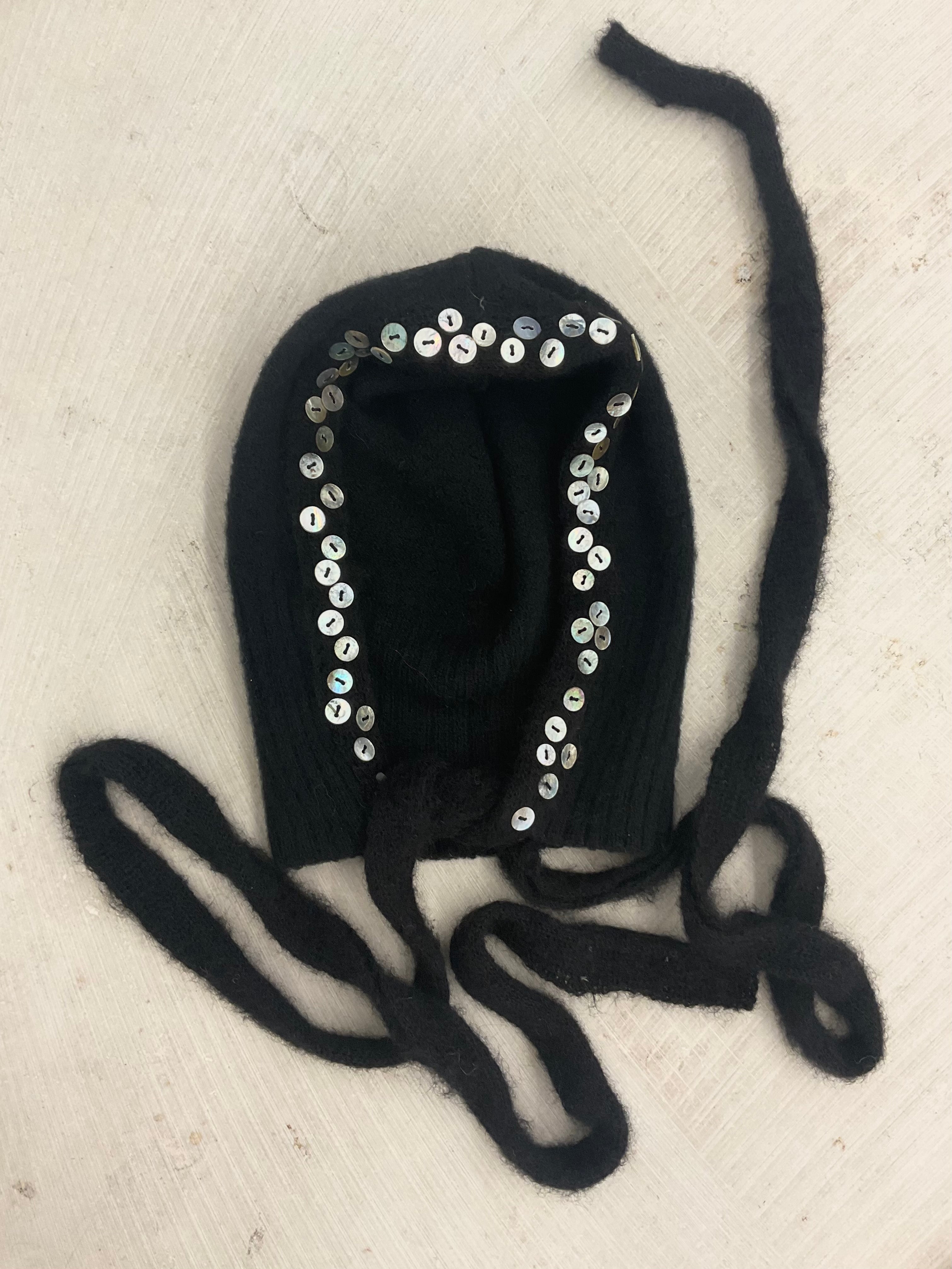 Merino Wool Bonnet with Mother-of-Pearl Buttons – Handmade in Berlin