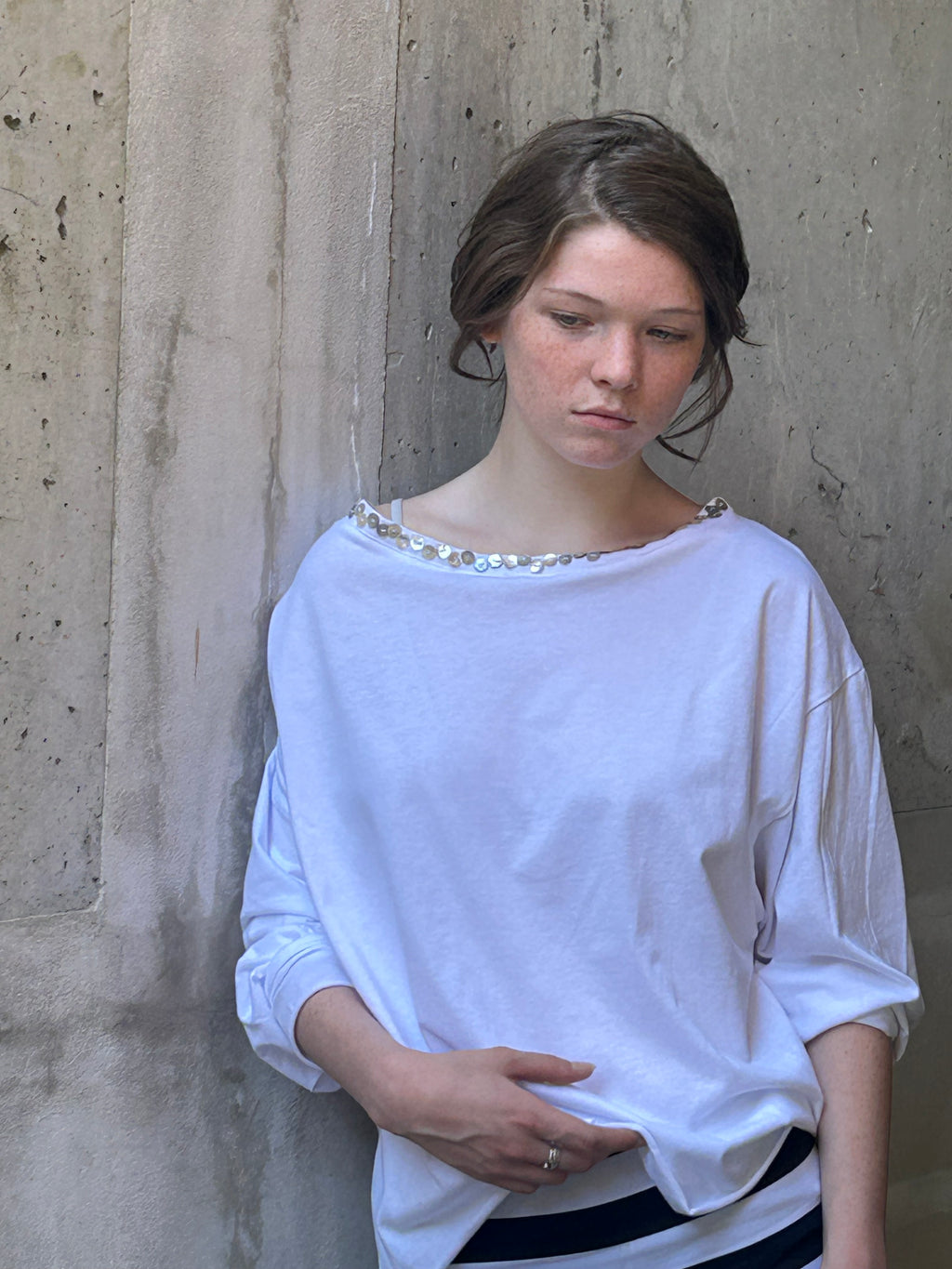 Women’s Off-Shoulder Tshirt – Loose Fit – Cotton Jersey Fiona white